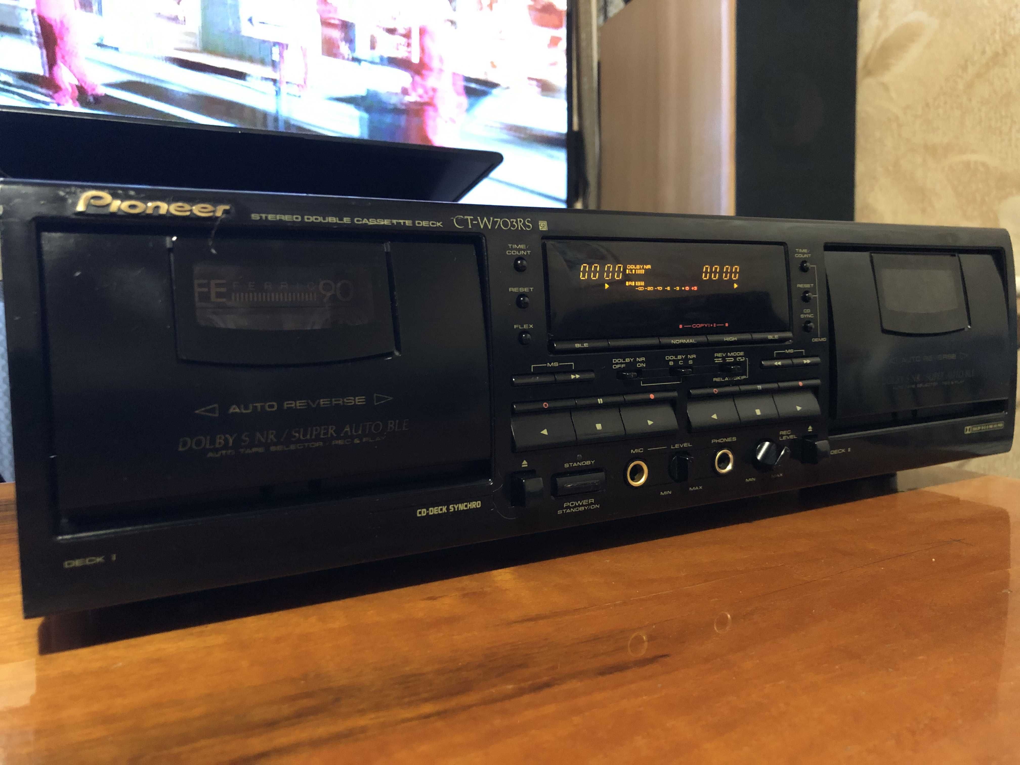 Подвійна касетна дека Pioneer CT-W 703RS Крутий функціонал, все працює