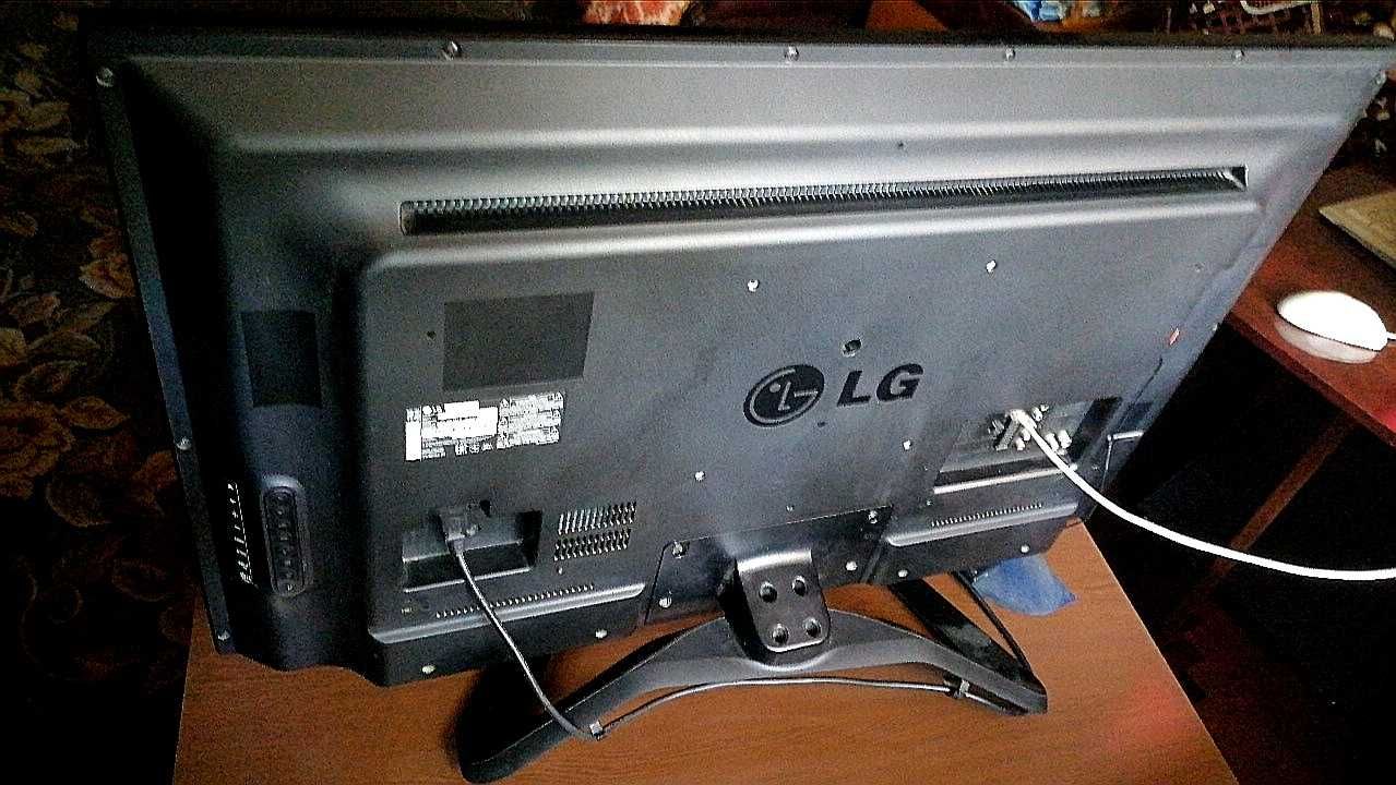 Телевизор LG 42LN570V-ZE