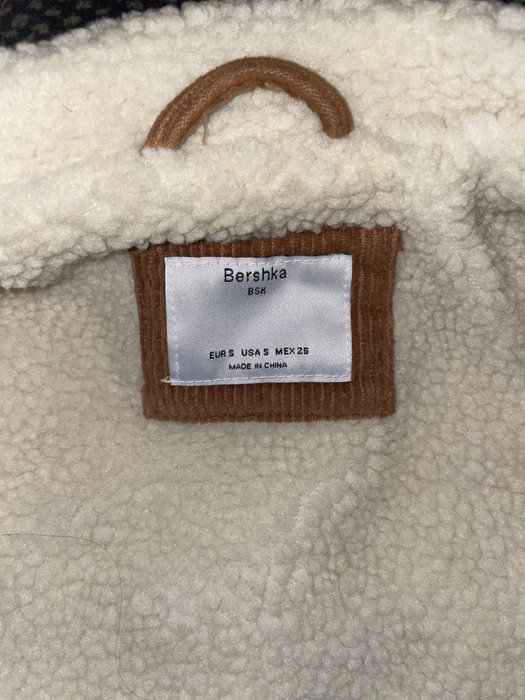 Casaco de Ganga c/Pelo BERSHKA