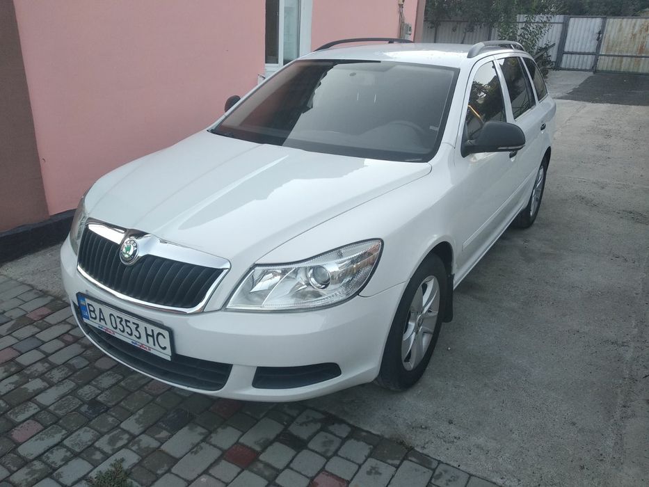 Продам шкоду А5 2011 рік