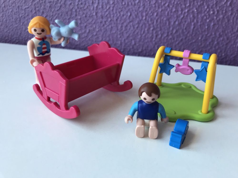 Плеймобиль playmobil  детская комната  с детками