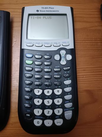 Calculadora Gráfica TI-84 Puls