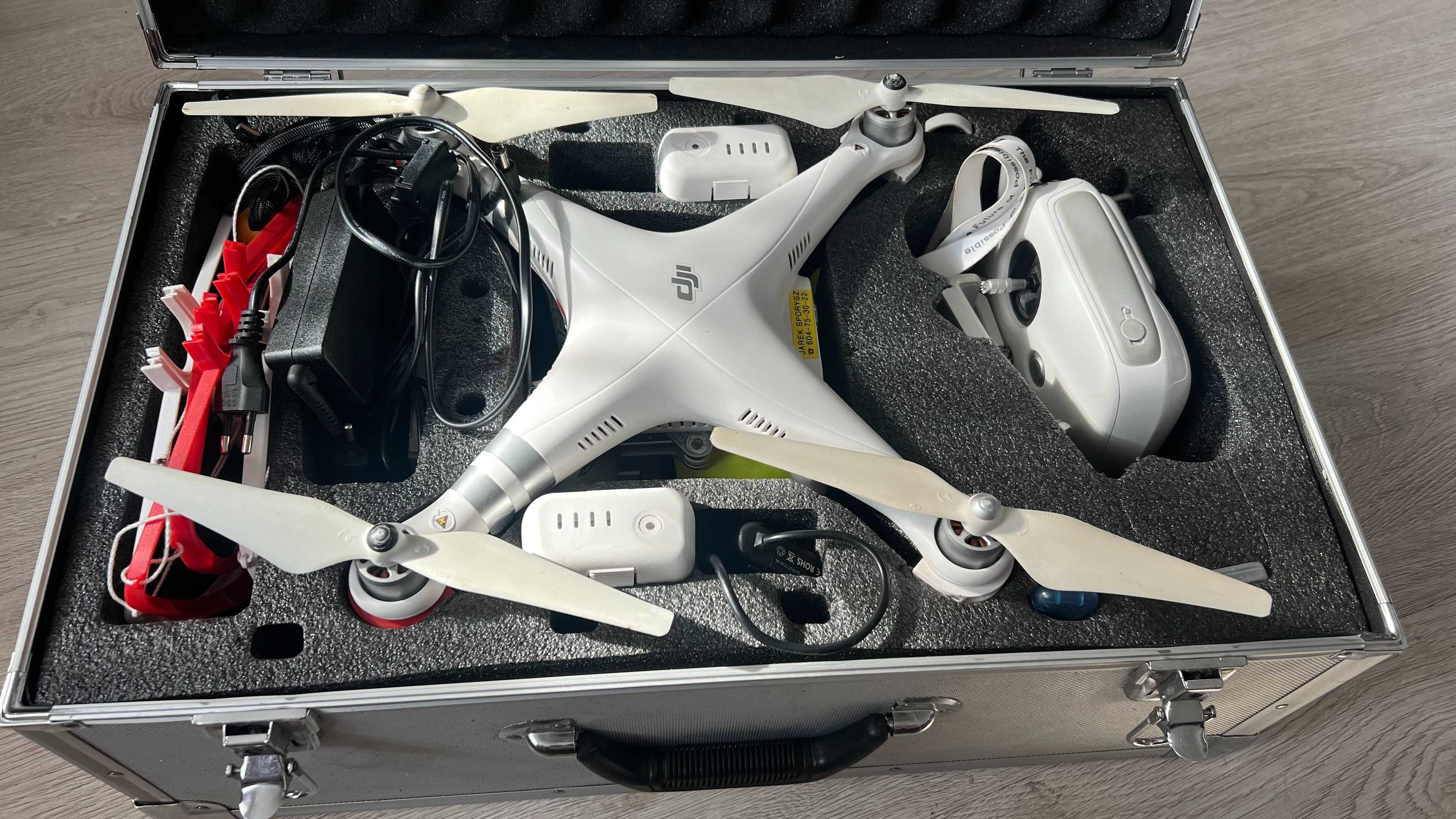 Dron DJI Phantom 3 Advanced + Duży zestaw dodatków