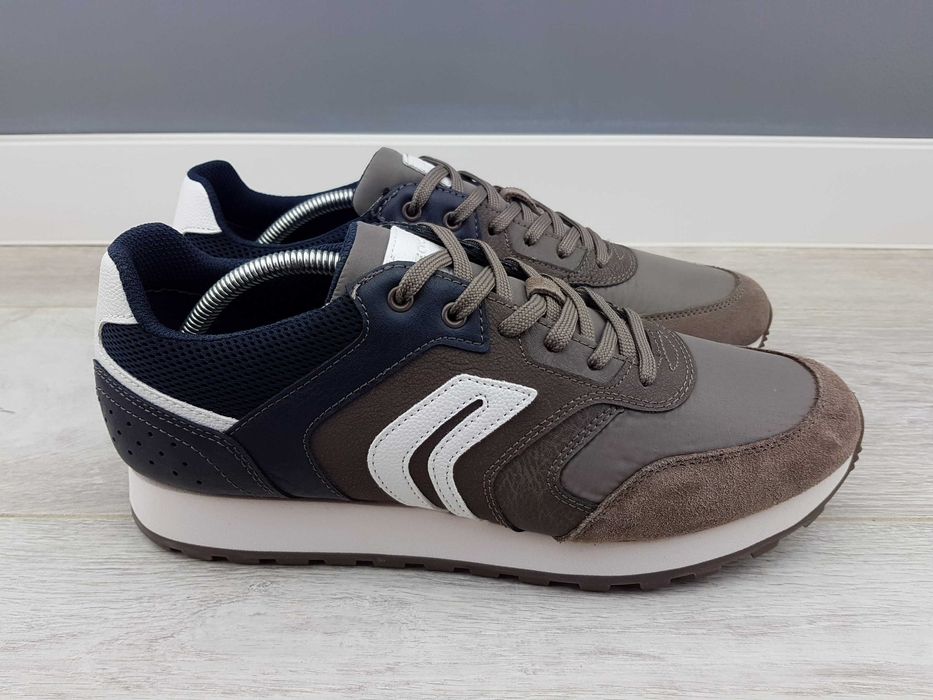 GEOX чоловічі кросівки р. 44-45