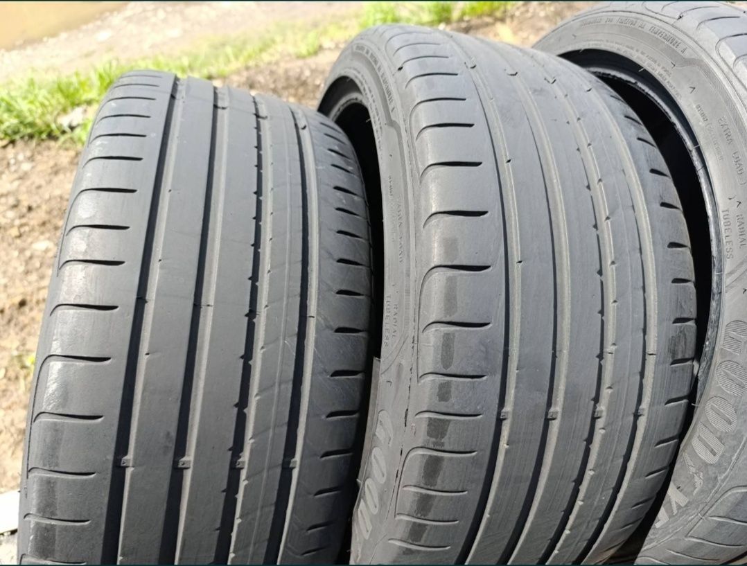 Літні шини Goodyear 225/40 R18