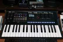 Продам FM синтезатор Korg Opsix