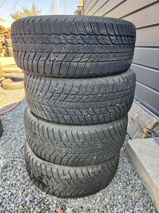 235/55R17 Nexen winguard 7.3mm