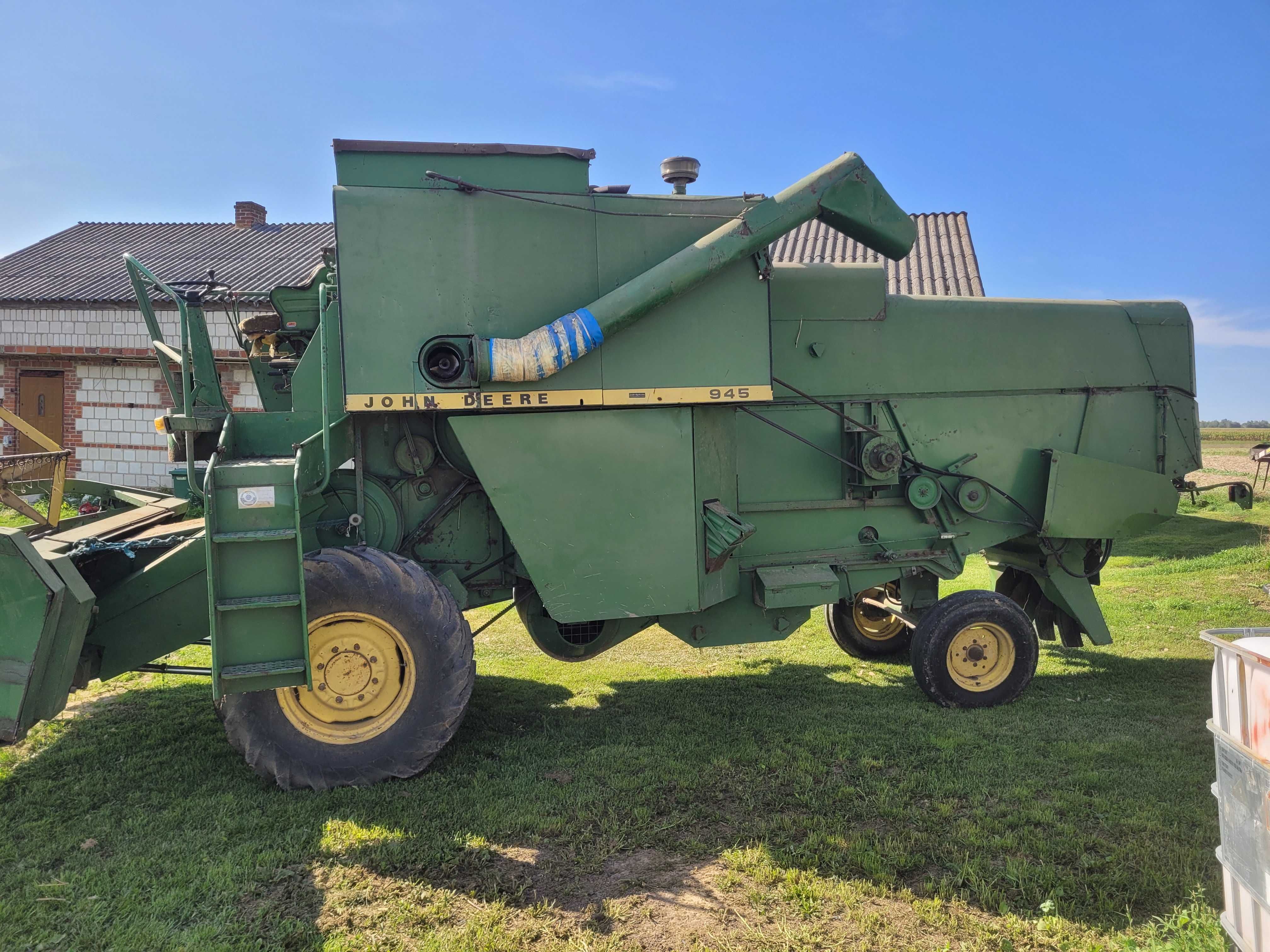 Kombajn John Deere 945