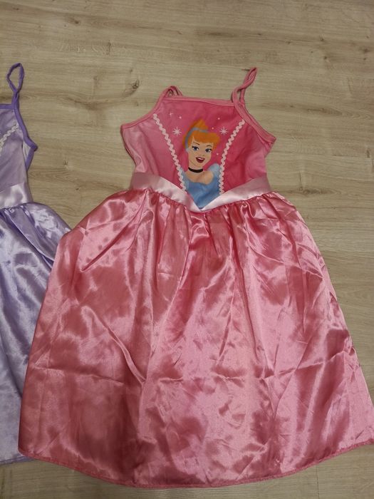 Sukienki na bal przebierańców