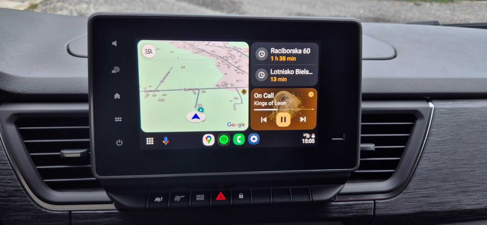 Wynajem Busa bus Renault 9 osobowy Automat Oświecim Brzeszcze Góra