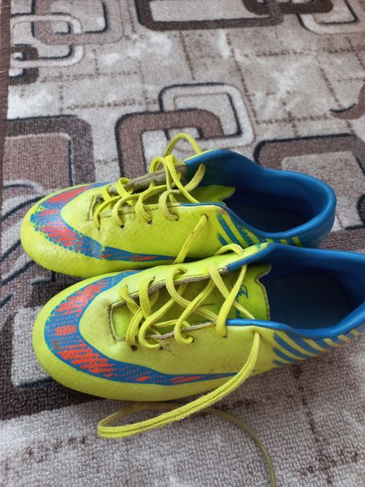 Дитячі спортивні буци