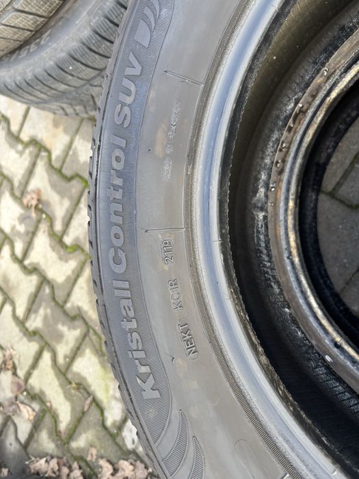 Para opon zimowych 215/60 R17 Fulda