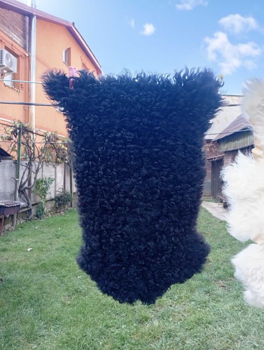 Козина та овеча шкуру в хату чи для шиття