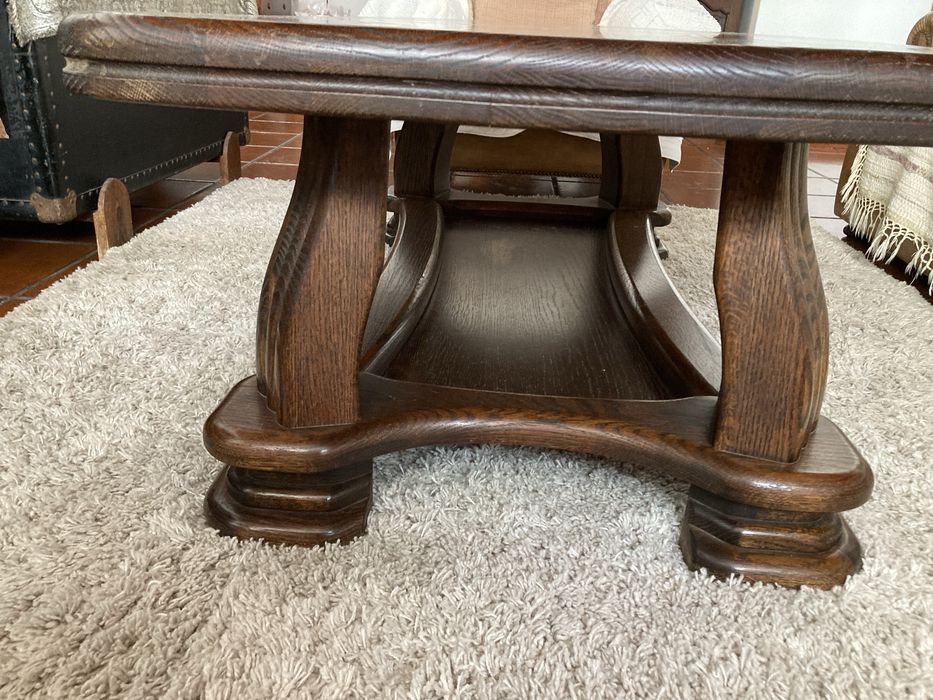 Mesa de café em madeira