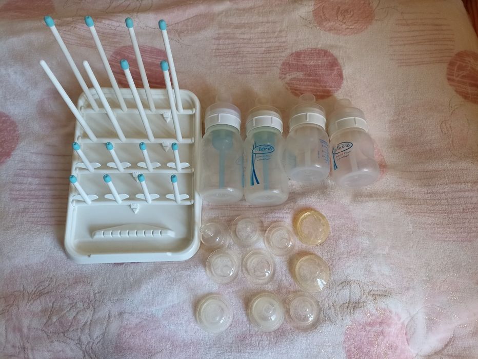 Materac z akcesoriami dla maluszka