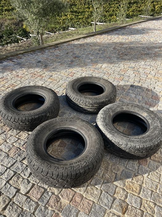 Pneus mistos 265/75/16