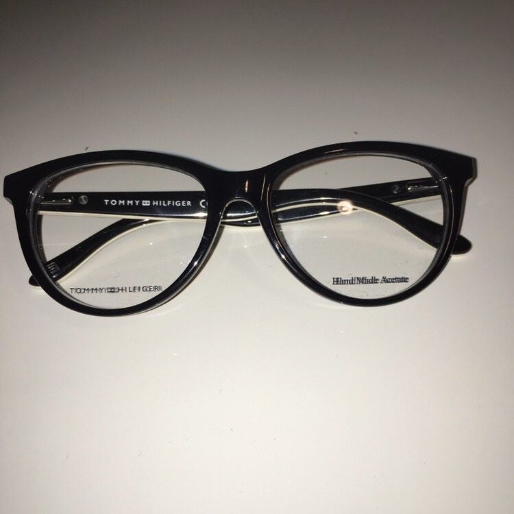 Nowe uniseks okulary oprawki z etui Tommy Hilfiger 124529A