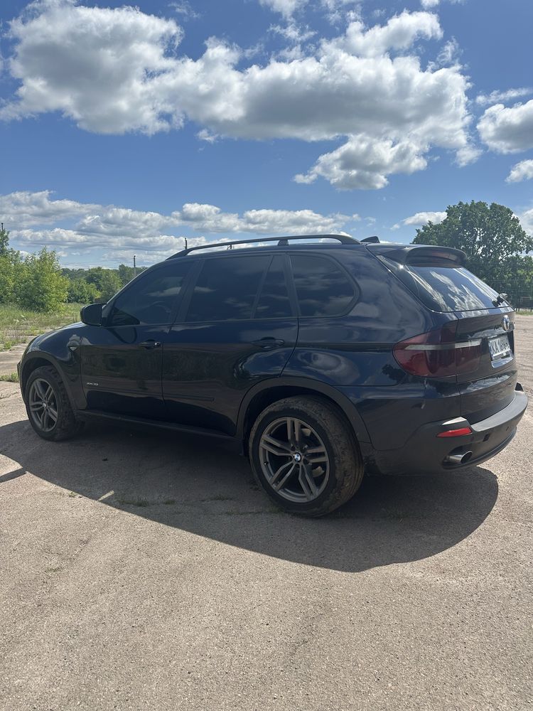 BMW X5 3.0 бензин