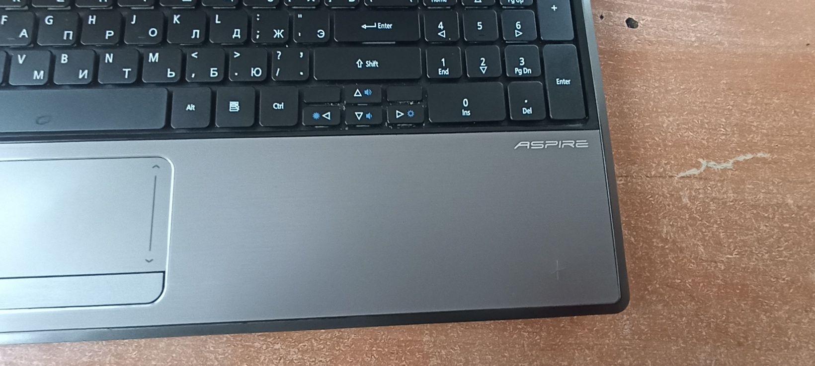 Ноутбук Acer Aspire 5745G
