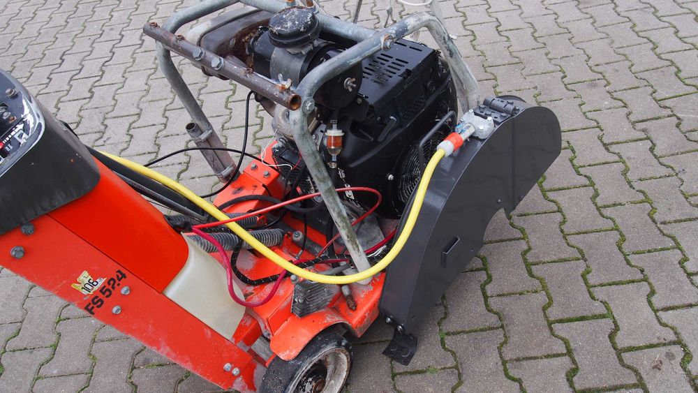 Husqvarna FS 524  honda przecinarka pila do betonu asfaltu  samojezdna