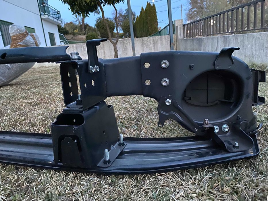 Frente Toyota Land Cruiser HZJ