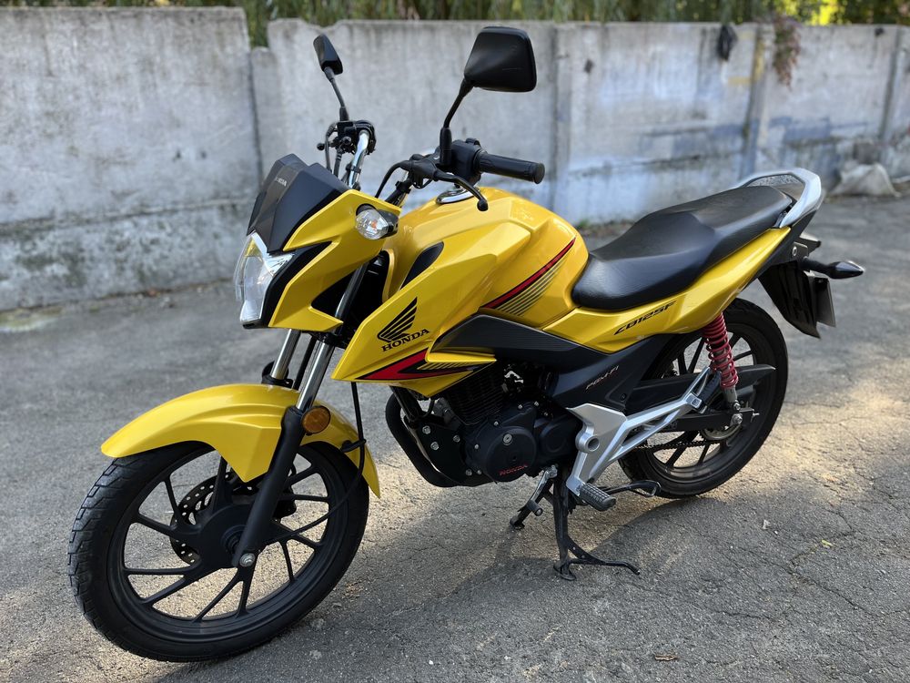 Мотоцикл HONDA CB125F, як новий, 1,5 л на 100 км