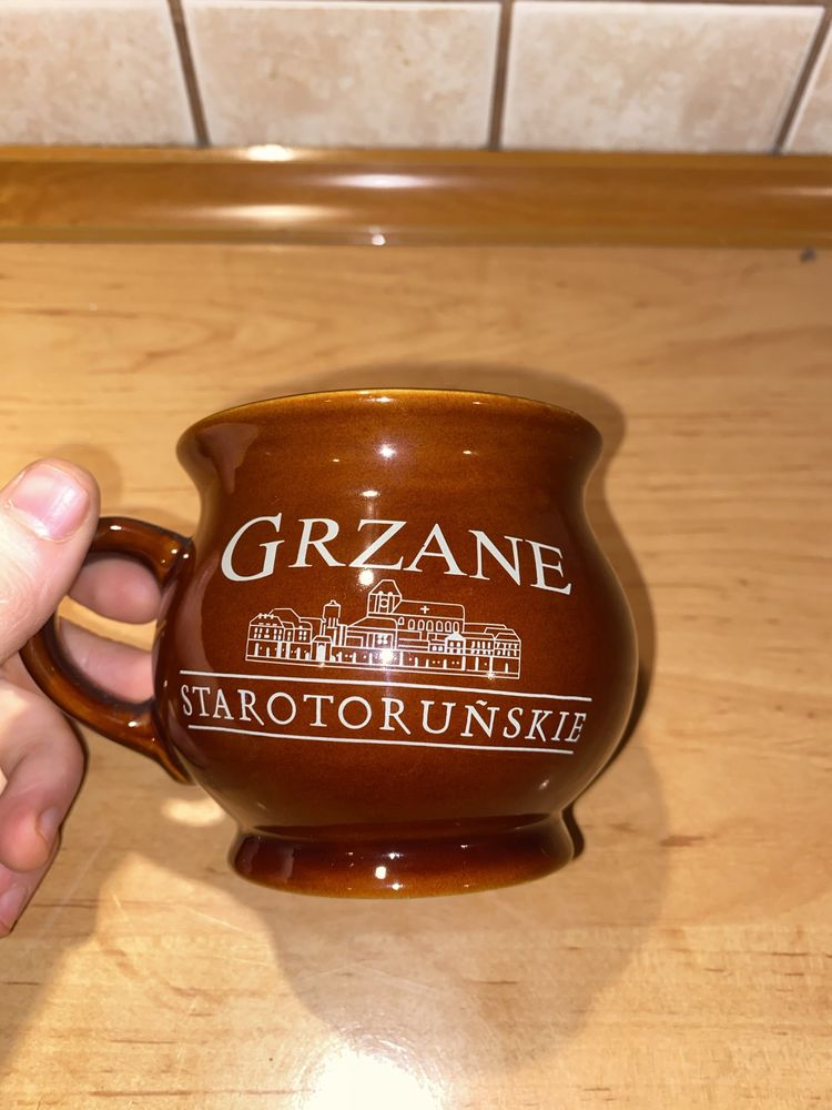 Ceramiczny kubek na wino grzane