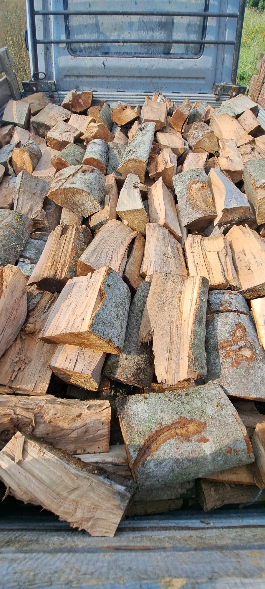 Suche drewno opałowe bukowo-sosnowe
