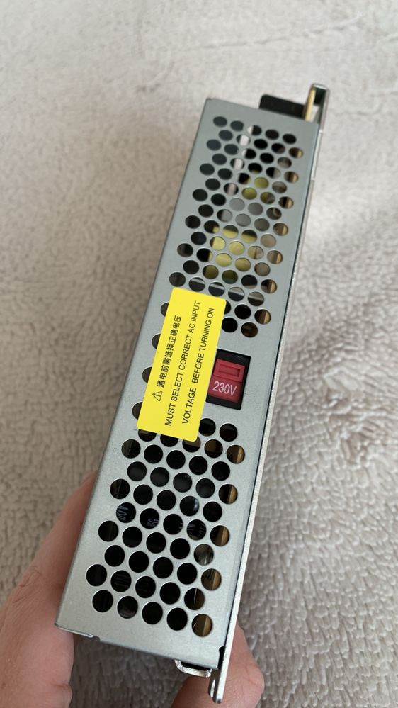 Zasilacz delta 230/110V