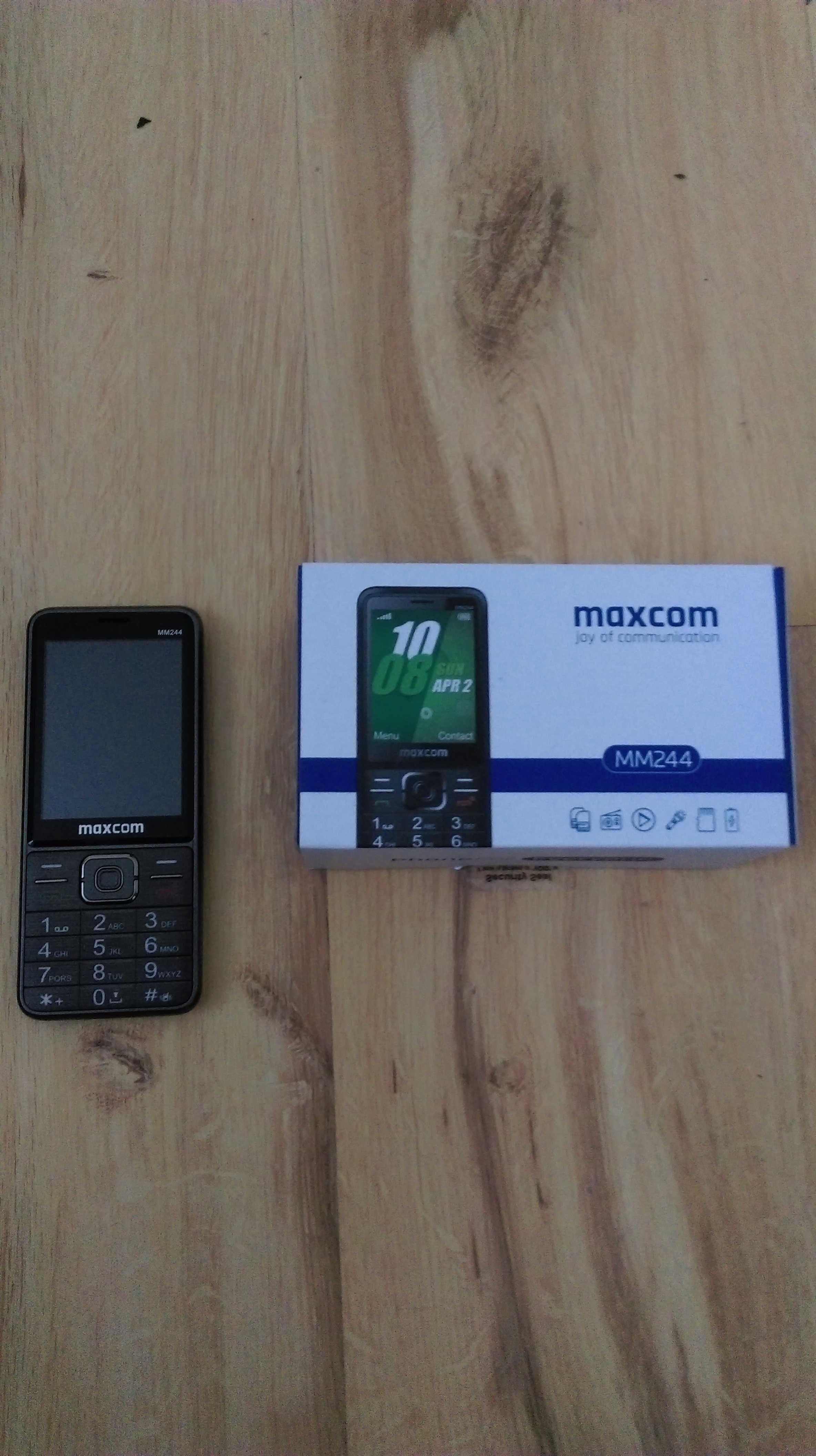 Telefon maxcom MM244