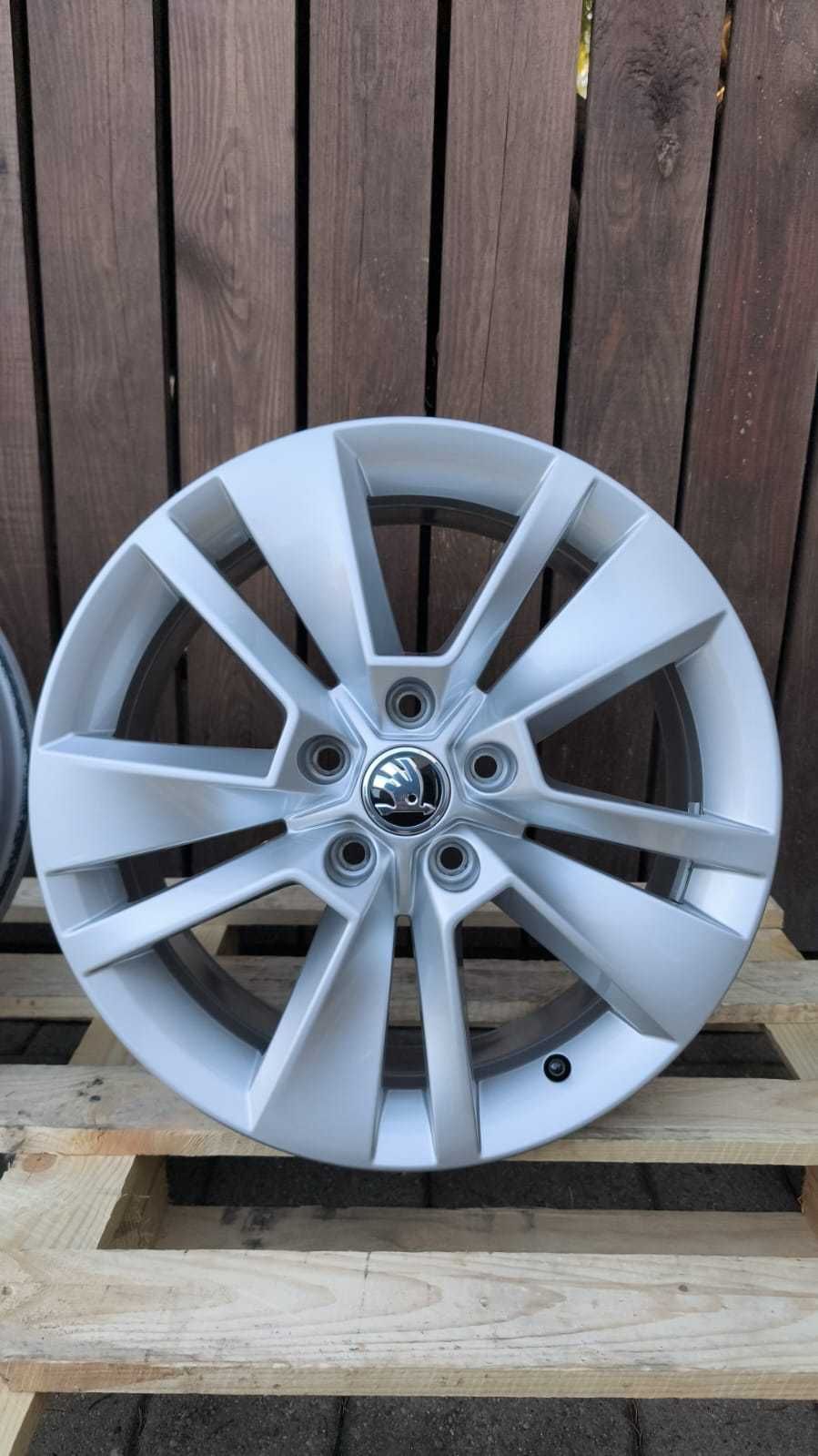 Felgi aluminiowe Skoda Octavia Karoq Yeti Vw  17" 5x112 Et45 (GD1185)