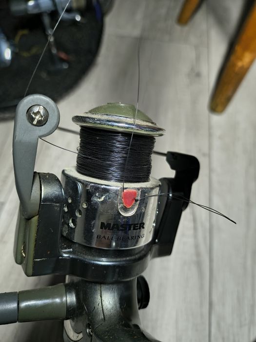 Sprzedam zestaw wędkarski: spinning teleskopowy z kołowrotkiem