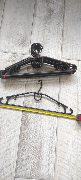 вішалки,плечики,тремпеля для одягу