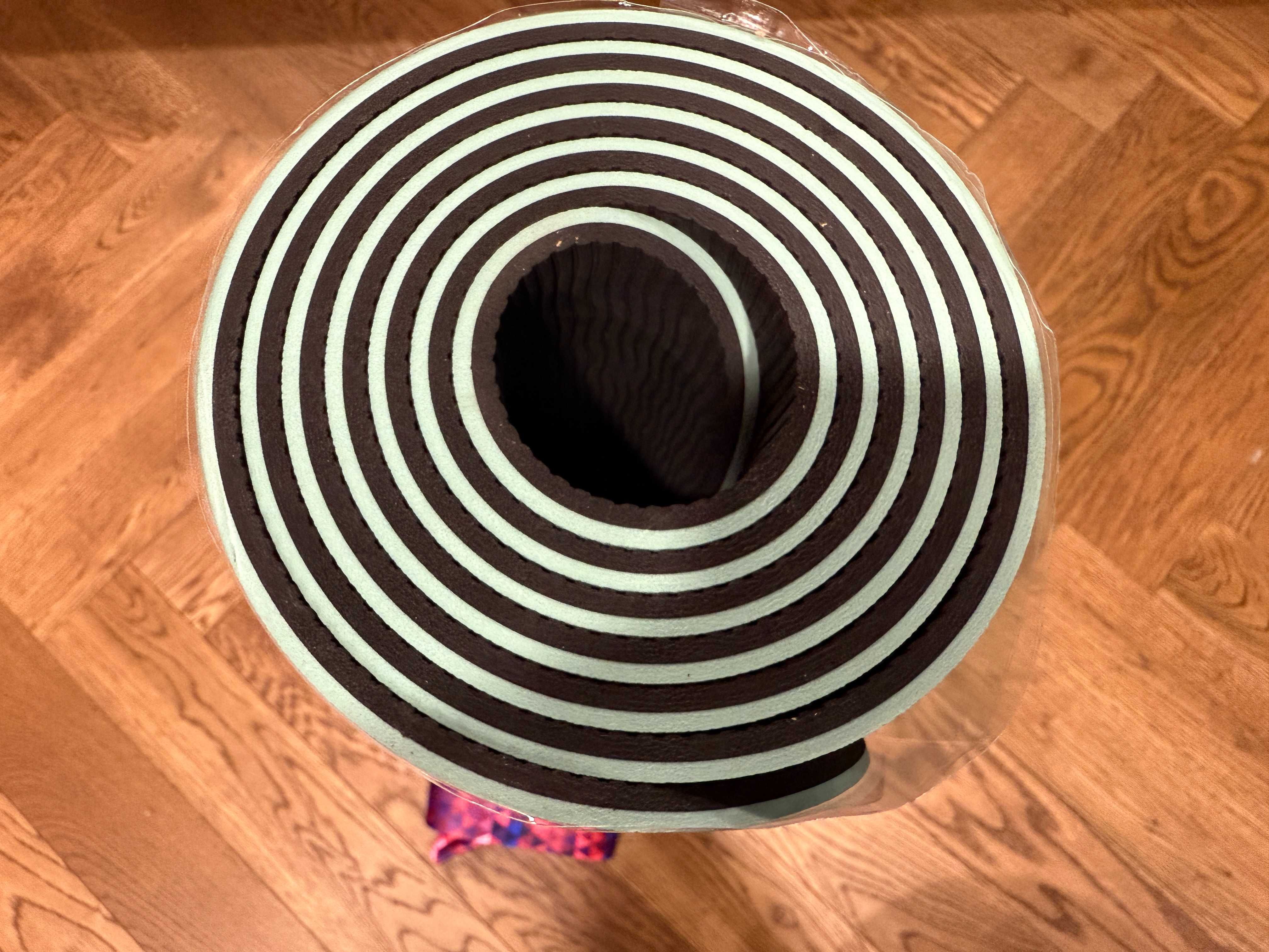 Nowa mata do jogi MINTY BASIC 5 mm 183x61cm