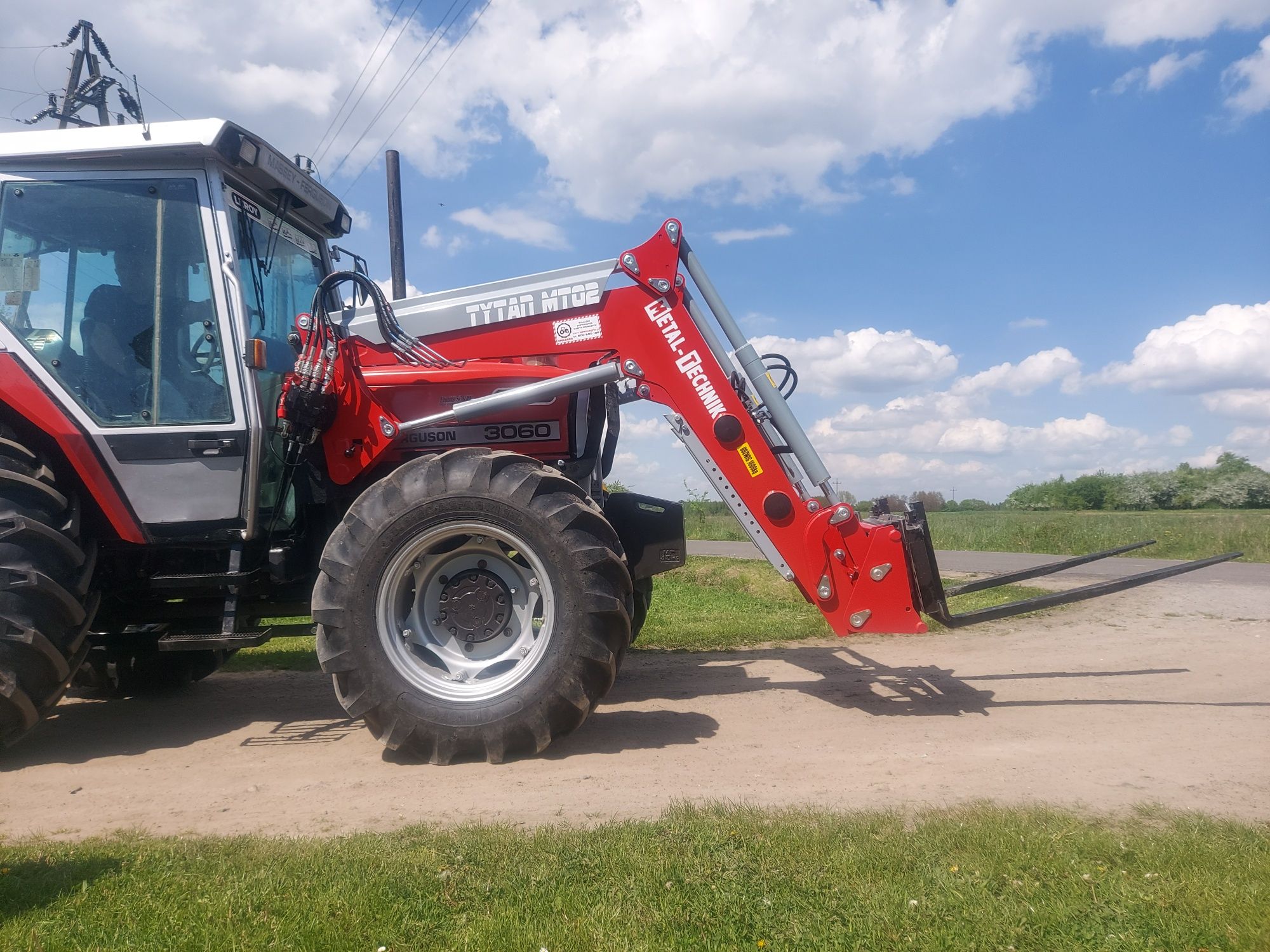 Ładowacz czołowy Tur do Massey Ferguson 3070 i Kubota M8540 od ręki !