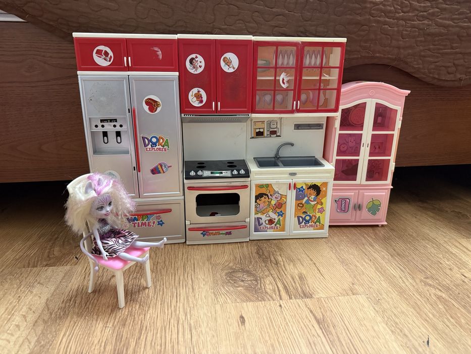 Мебель для барбі