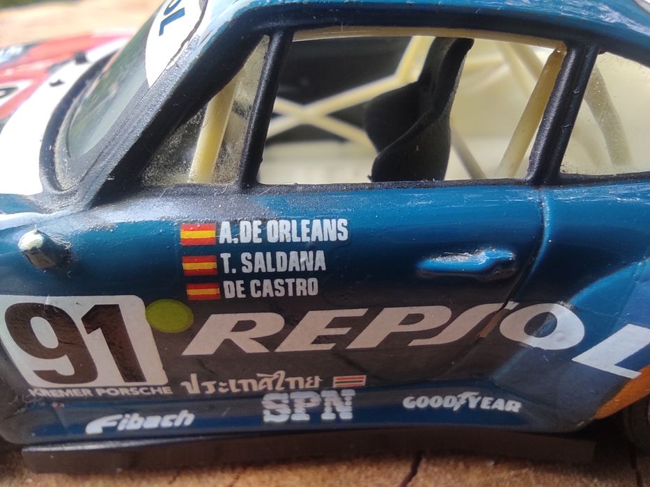 Diecast 1/43 Porsche 911 GT2