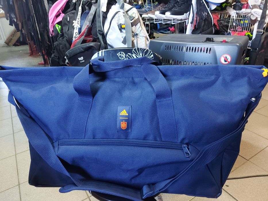 Спортивна сумка adidas збірної Іспанії
