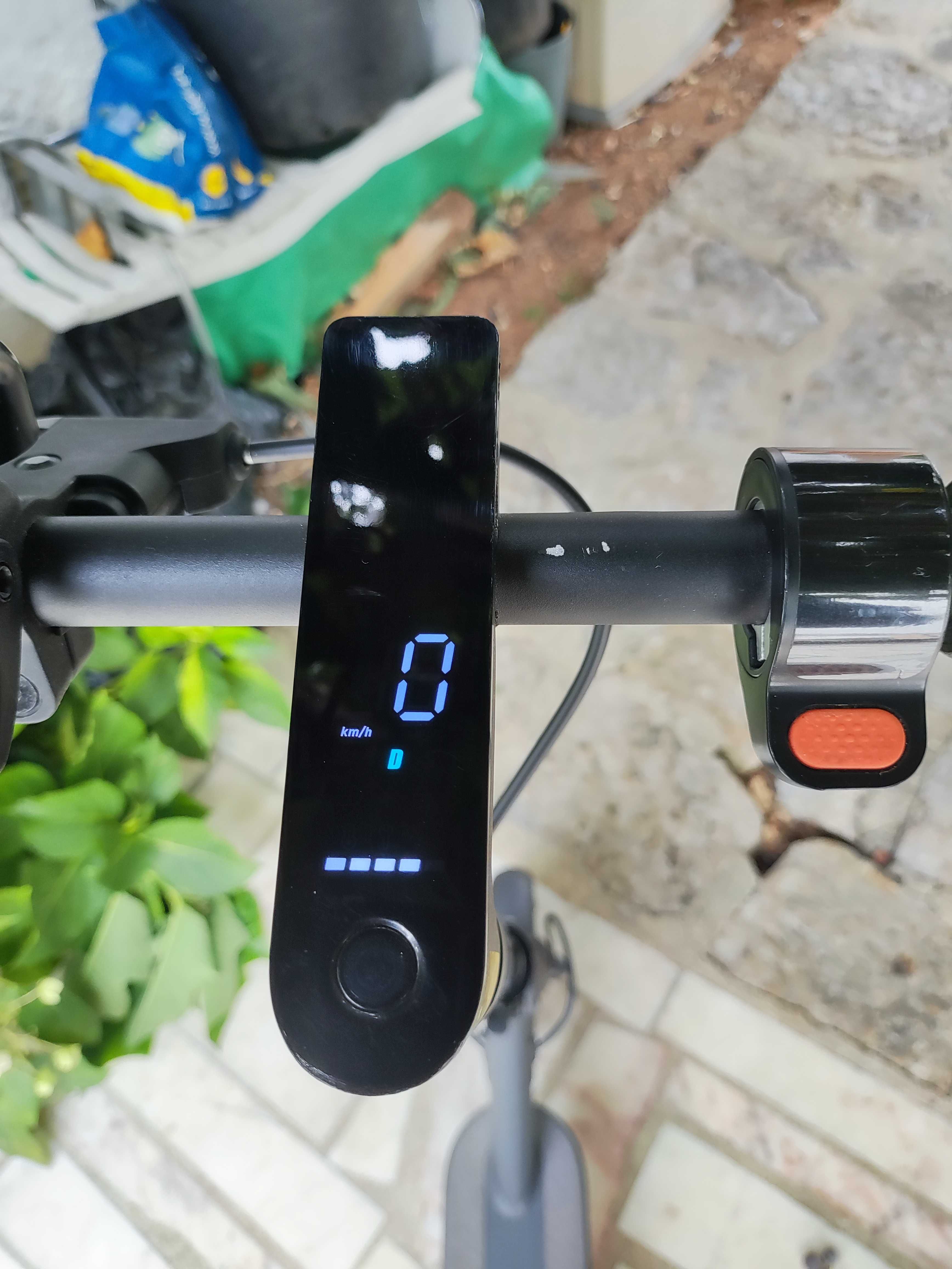 Scooter Xiaomi mi essential