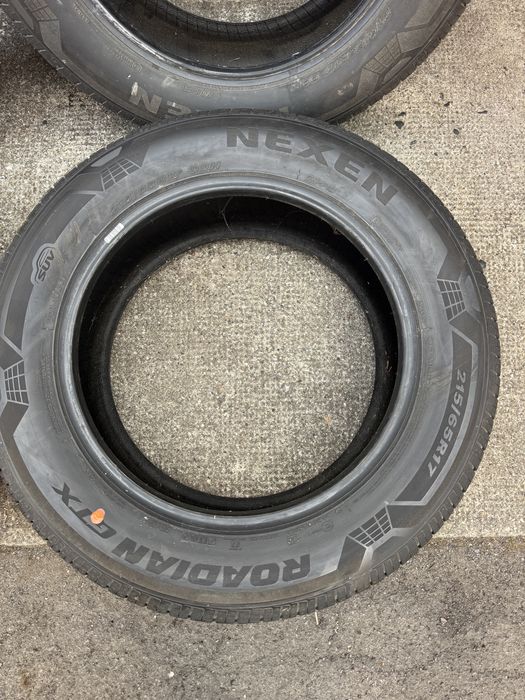Шини всесезонні як нові  R17 215 65 Nexen Roadian GTX