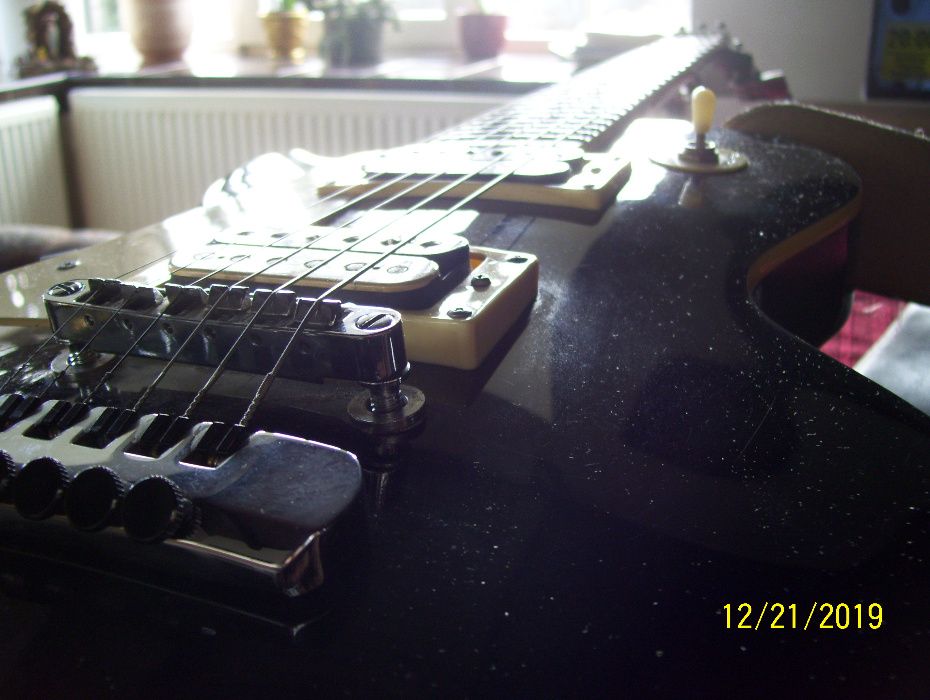 gitara - leworęczna z futerałem sztywnym