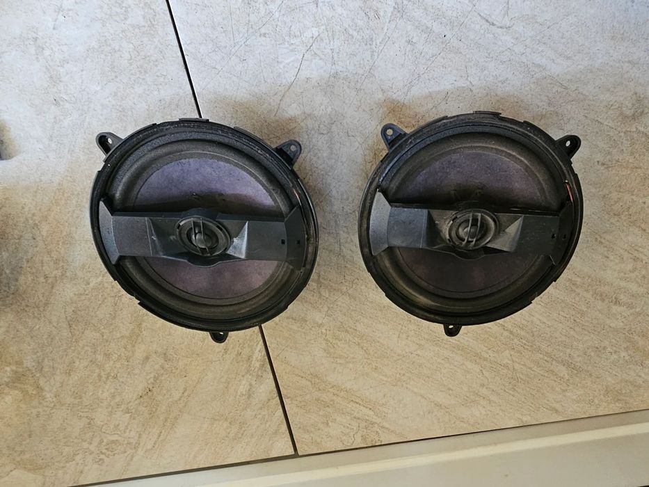 AUDI A4 B5 A3 8L  GŁOŚNIKI DRZWI TYŁ 8D9035412B