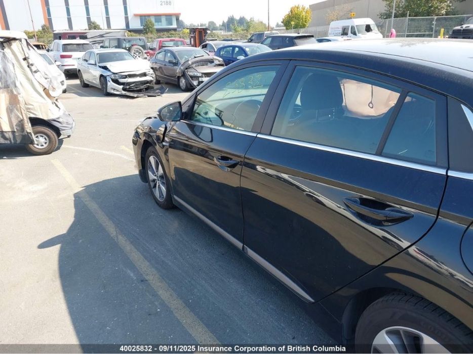 Hyundai Ioniq Electric Plus Preferred Hatchback 2019