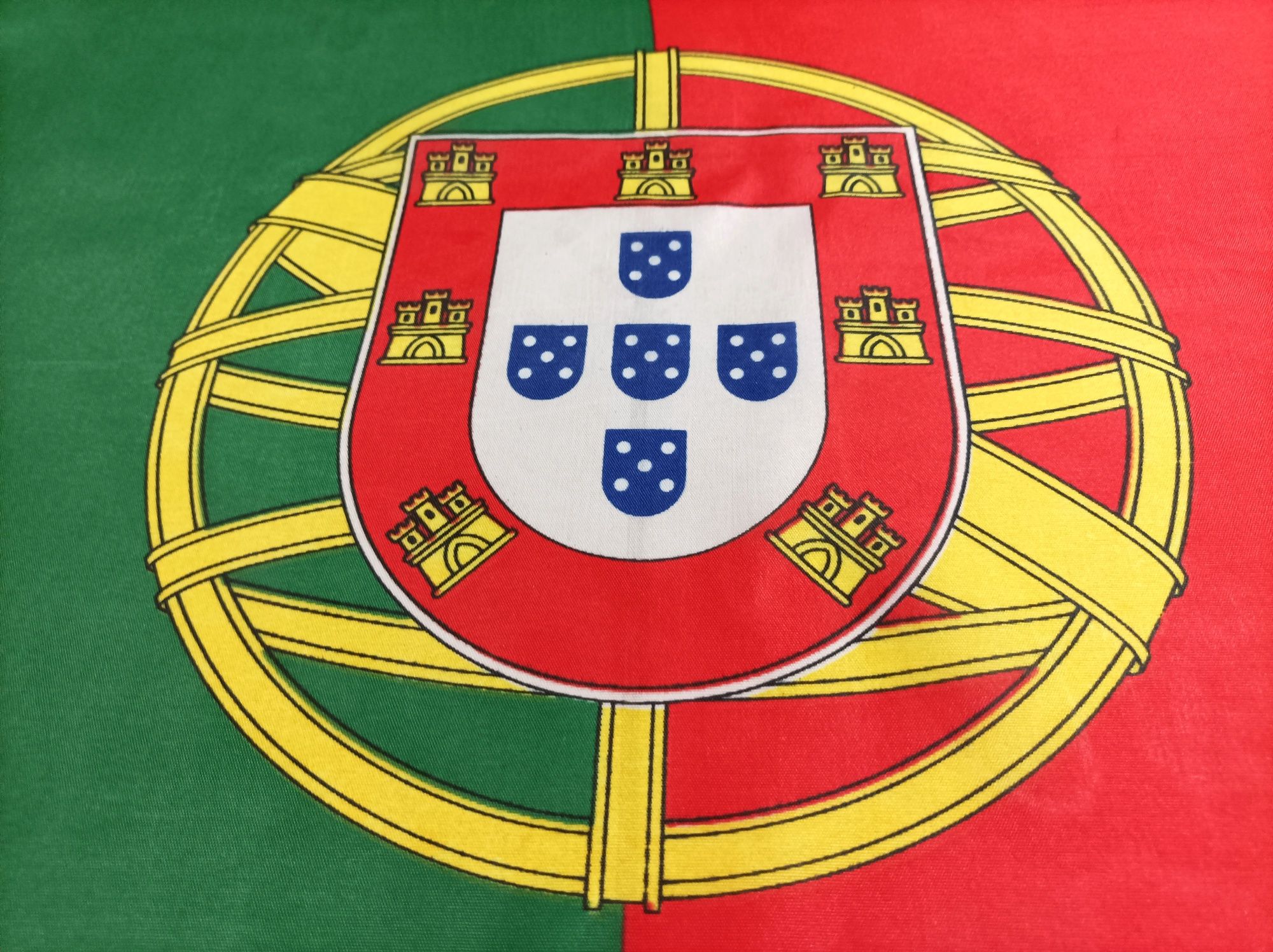 Bandeira de Portugal (tamanho médio)