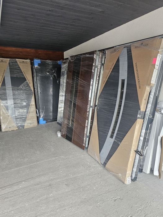 Drzwi zewnętrzne nowe 110 x 210