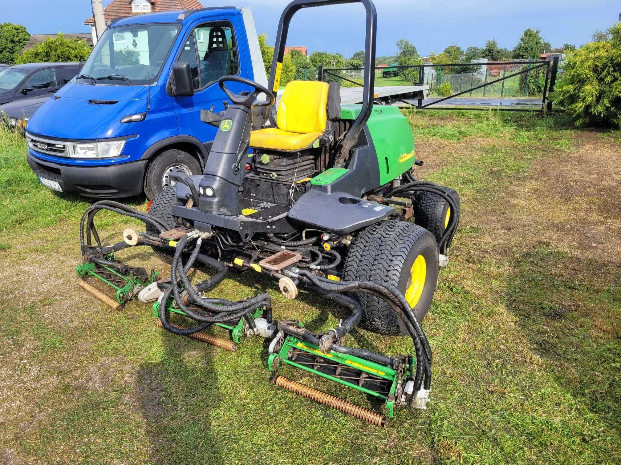 Kosiarka wrzecionowa John deere 3235c kosiarka 4x4 diesel