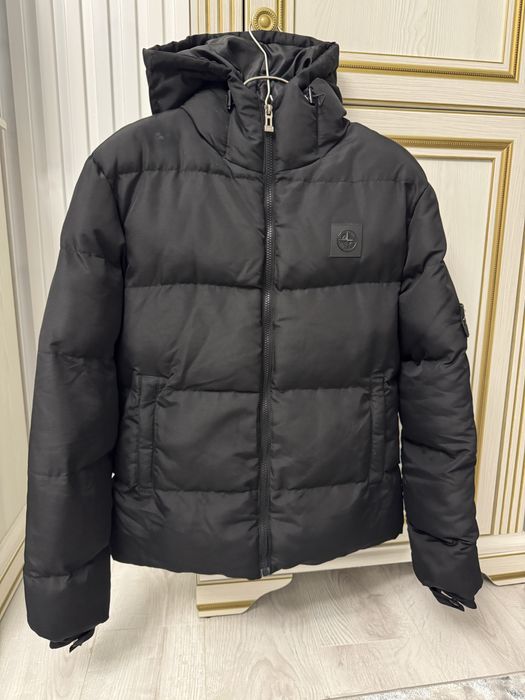 Зимова куртка stone island