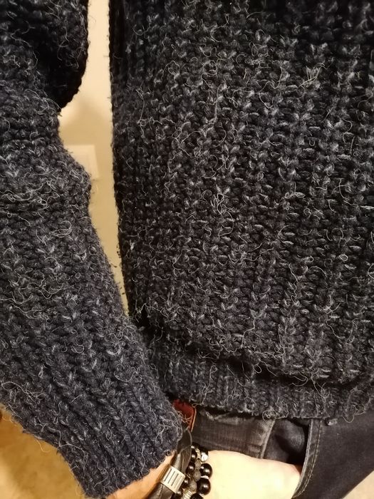 Продам тёплый свитер