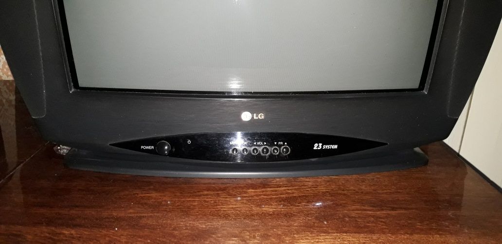 Телевизор LG CF21-D70