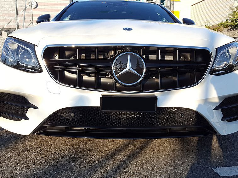 Решетка mercedes E-Class W213 AMG GT 2016-2019 Решітка бампера
